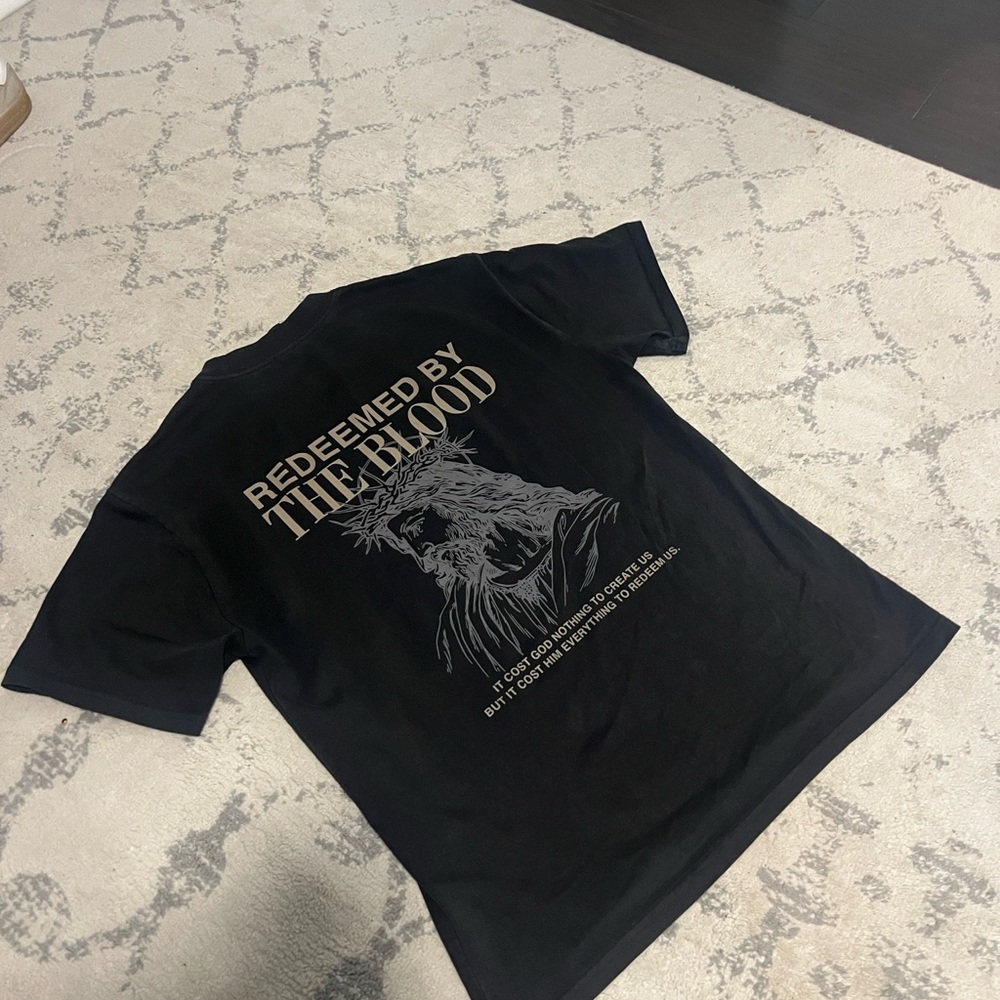 Black Graphic Men's T-Shirt